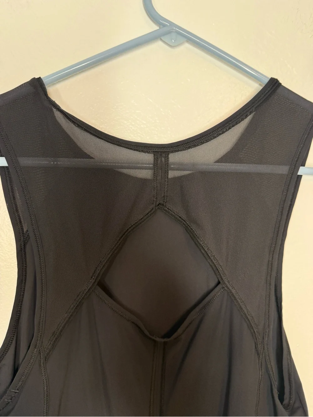 Lululemon Black Mesh Back Racerback Athletic Tank Top